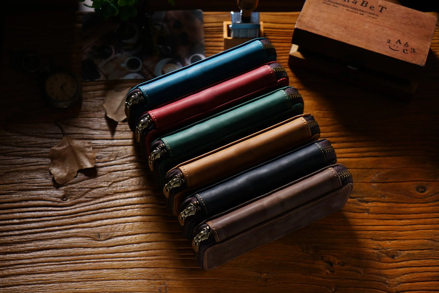 Genuine Leather Fountain Pen Case With 3 Divided Slots, Handmade Zippered Stationery Pouch Pen Holder Bag for Office School