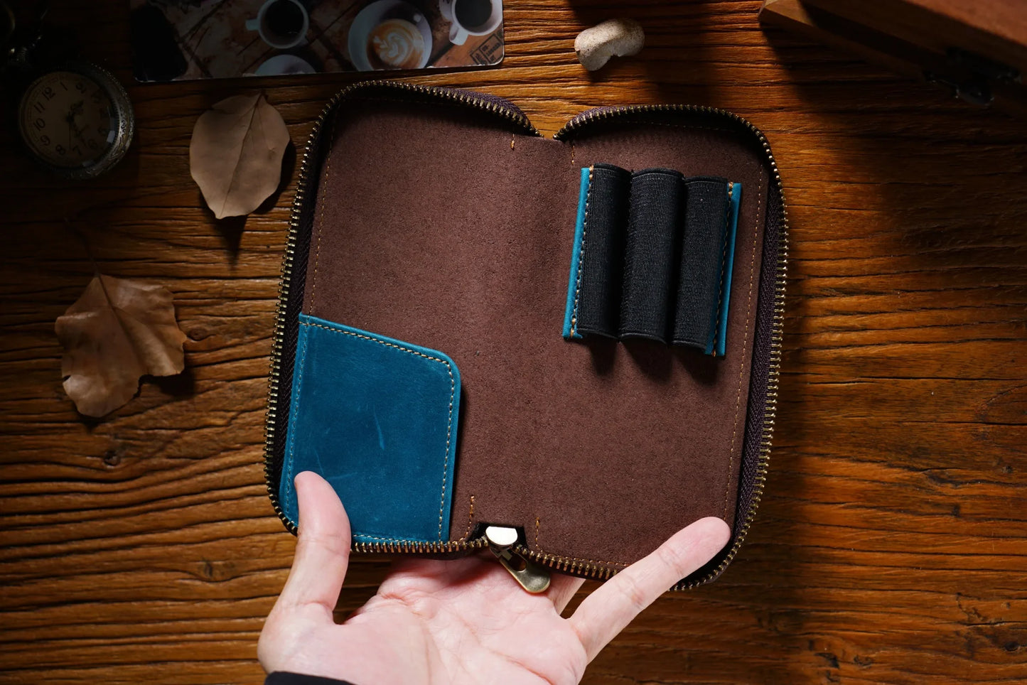 Genuine Leather Fountain Pen Case With 3 Divided Slots, Handmade Zippered Stationery Pouch Pen Holder Bag for Office School