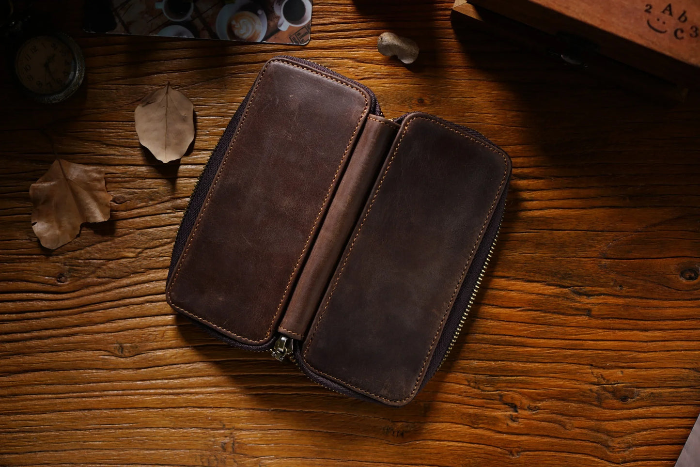 Genuine Leather Fountain Pen Case With 3 Divided Slots, Handmade Zippered Stationery Pouch Pen Holder Bag for Office School