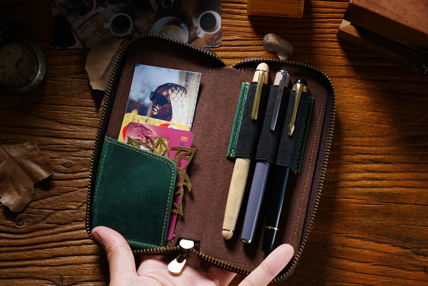 Genuine Leather Fountain Pen Case With 3 Divided Slots, Handmade Zippered Stationery Pouch Pen Holder Bag for Office School