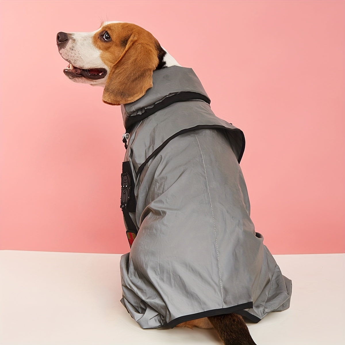 Imperméable Chien Réfléchissant - Technologie Luminescente pour Sécurité Nocturne