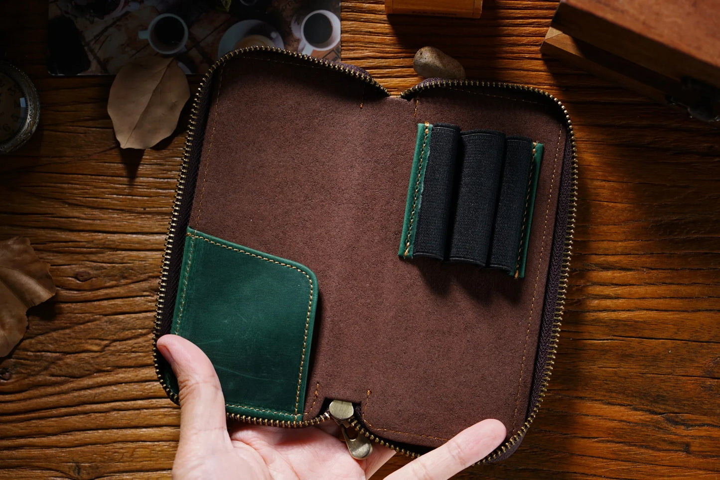 Genuine Leather Fountain Pen Case With 3 Divided Slots, Handmade Zippered Stationery Pouch Pen Holder Bag for Office School